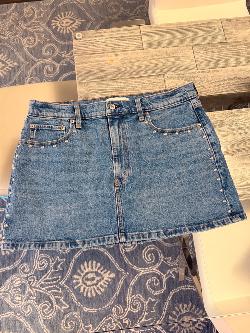 ABERCROMBIE Studded Denim Skirt